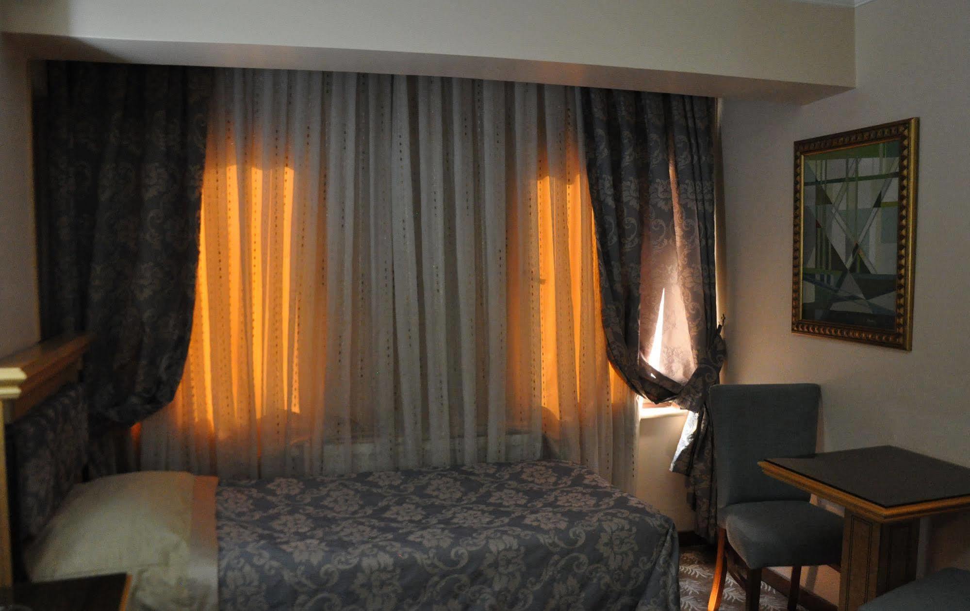 Grand Hisar Hotel Istanbul Exterior foto